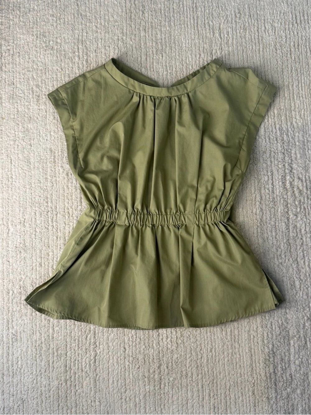 Casual Olive Green Gathered-Waist Cap Sleeve Blouse - Picture 3 of 5